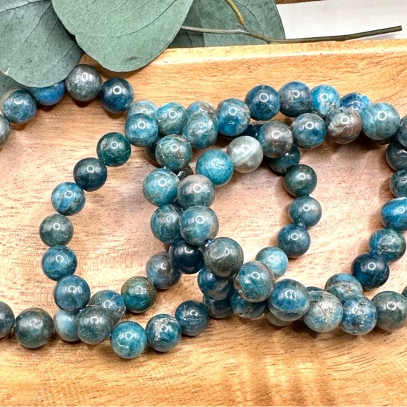9mm Apatite Beaded Bracelet - Picture 4 of 8